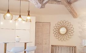 Studio villa château Currault